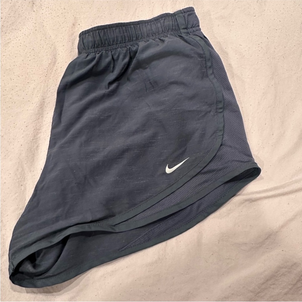 Nike Tempo short bundle